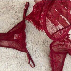 Unterwäsche-Set aus Wimpernspitze mit Bügel-BH und Panty