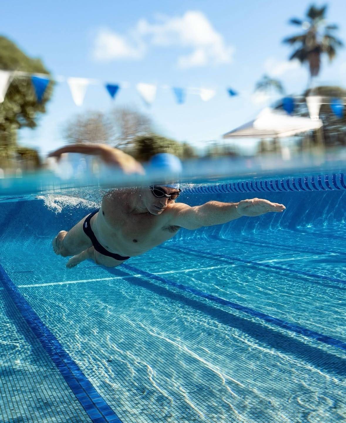 NEU! Fotoshooting - Paar im Wasser – Bild 3