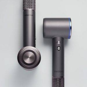 MEDION® Ionic-Haartrockner HD1 (MD19983) 1600 W, Selbstreinigungsfunktion, 3 Temperatur- und 2 Luftstromstufen