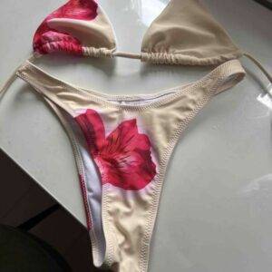 Bikini mit Blüten Größe M