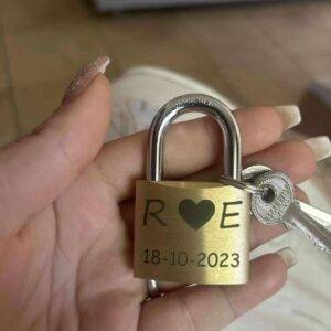 🔒Personalisierbares Metall-Liebesschloss mit Gravur – Dein einzigartiger Liebesbeweis!💘