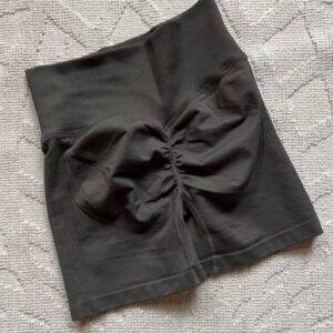 Booty crunsh shorts khaki Damen ~ M