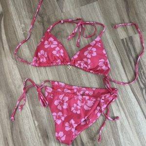 Bikini Blumen in 36 🌸