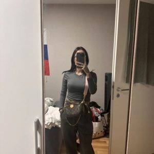 💖✨ Cozy Pink Sweathose – comfy & cute! 🌸🎀