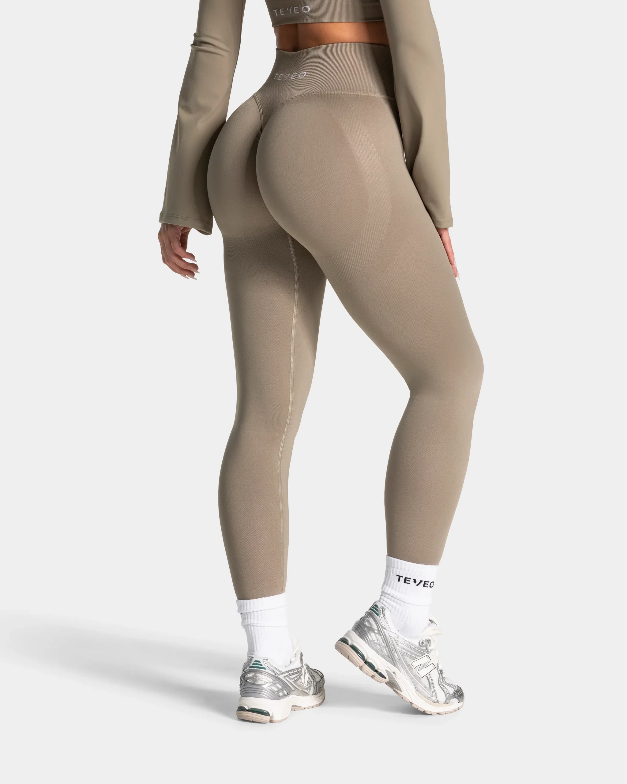 TEVEO Charming Pro Lifted Scrunch Leggings ‘Khaki’