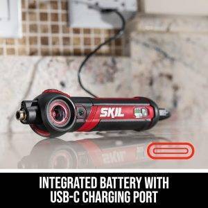 SKIL Twist 2.0 Wiederaufladbarer 4-V-Schraubendreher mit schwenkbarem Kopf, Drehmomenteinstellung, USB-C-Ladekabel, 28-teiliges Bit-Set & Tragetasche- SD5619-02