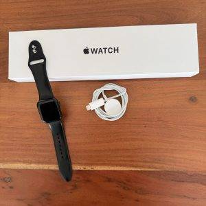 Apple Watch SE (40 mm) 2nd Gen