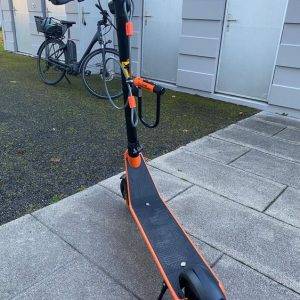 E Scooter Orange Leon Pro fast Neu