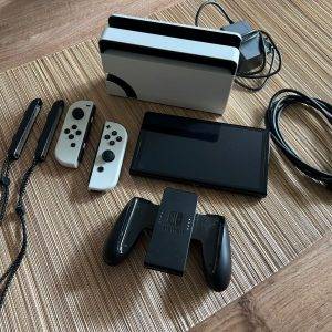 Nintendo Switch OLED Model funktioniert einwandfrei