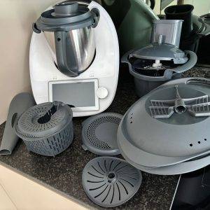 Thermomix TM6 gut erhalten mit Garantie!