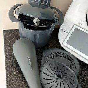 Thermomix TM6 gut erhalten mit Garantie!