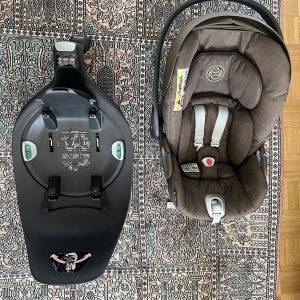 Cybex Cloud Z i-Size Plus Kindersitz mit Base Z Braun