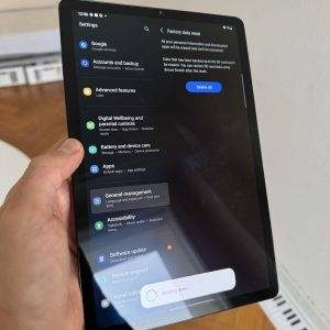 Samsung Galaxy Tab S5e + Original Keyboard Case
