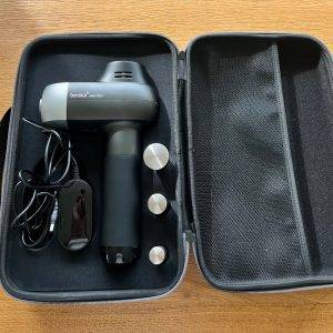 Beoka DMS PRO Massagepistole – NEU, unbenutzt inkl. Case