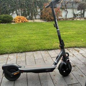 Ninebot F3 E-Scooter – Neu, 35 km/h und 3 Jahre Garantie