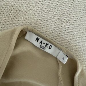 NA-KD Crop Top beige, Taille S