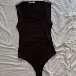 Body square neck S